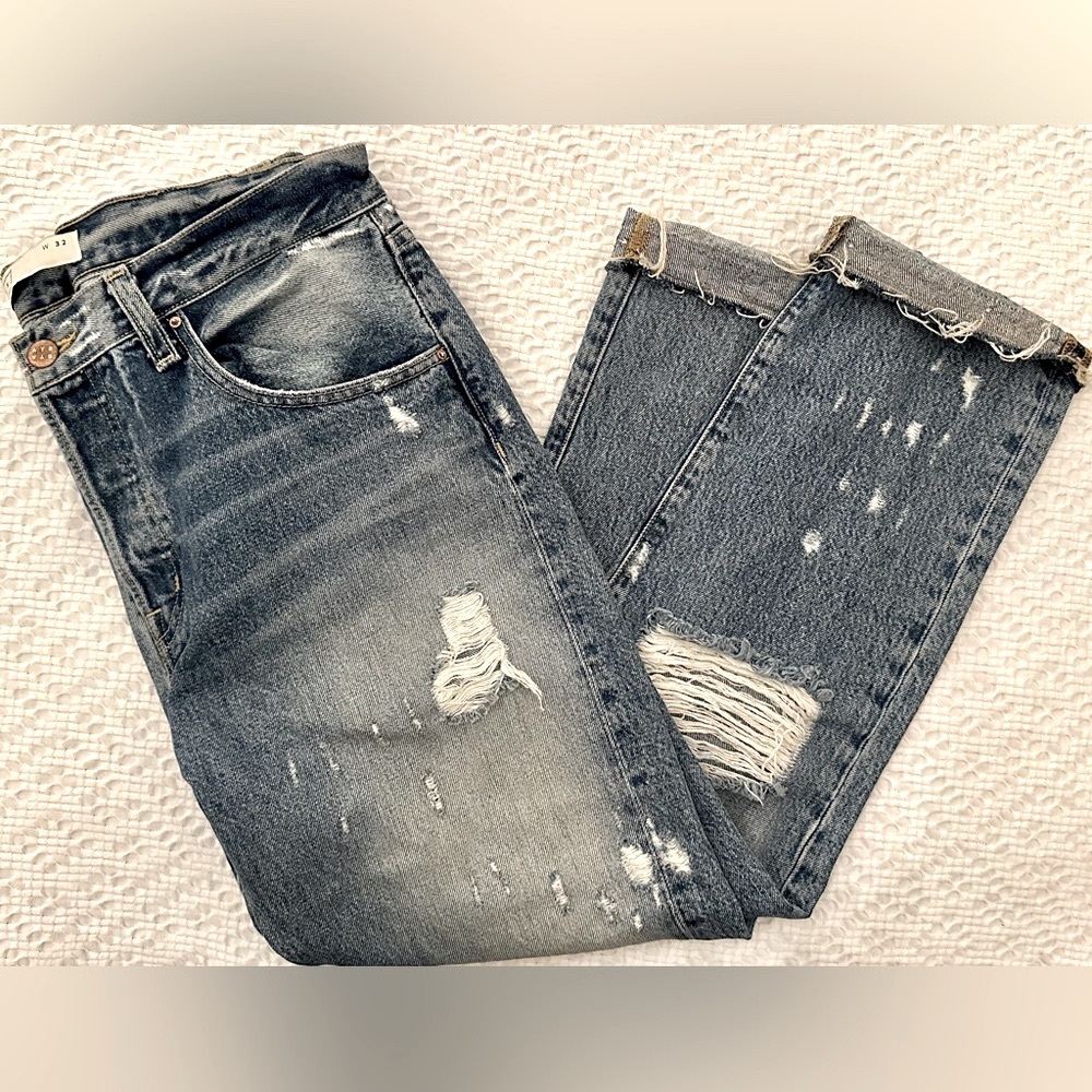 AYR button fly distressed cropped raw hem denim size 32
